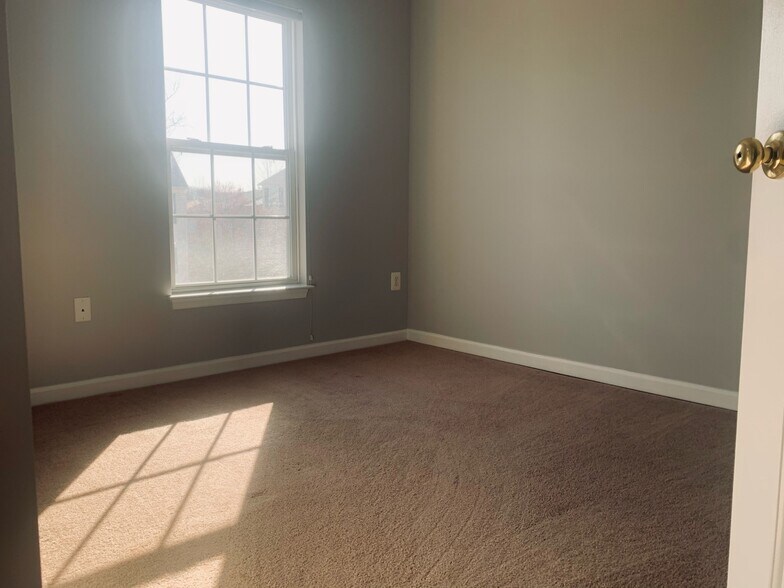 First Bedroom 2 - 6520 Landing Way