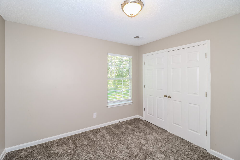 Building Photo - 7444 Holly Grove Dr