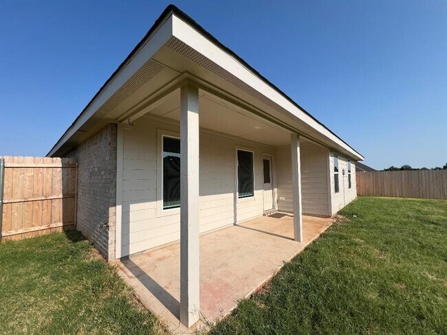 Building Photo - 2512 Kathleens Crossing