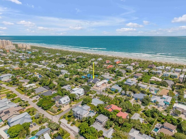 Building Photo - 1707 N Peninsula Ave