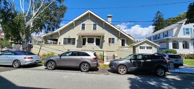 Building Photo - 1164 Ocean Ave