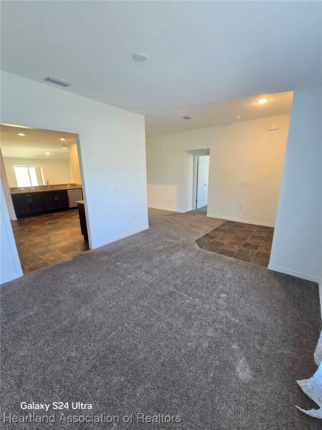 Building Photo - 3144 Calypso Dr