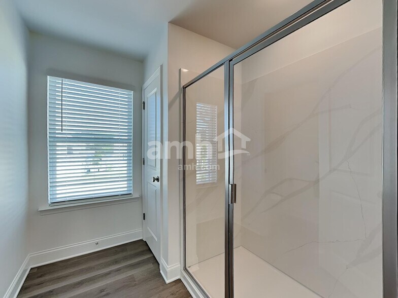 Building Photo - 1334 Soapstone Rd