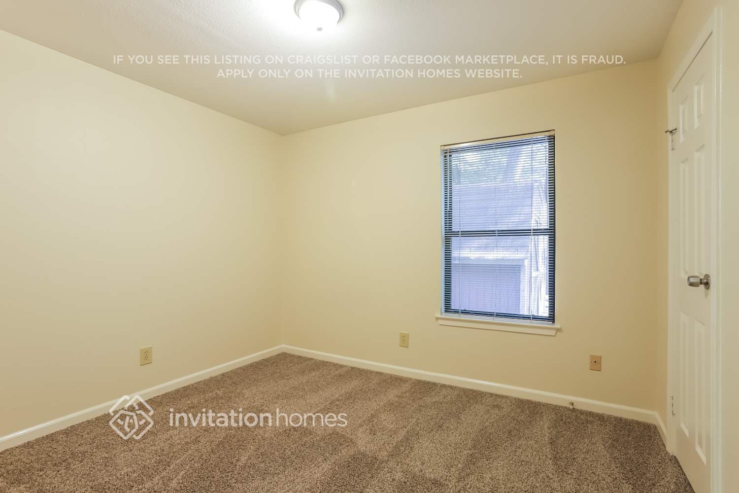 Building Photo - 7 Redberry Ct