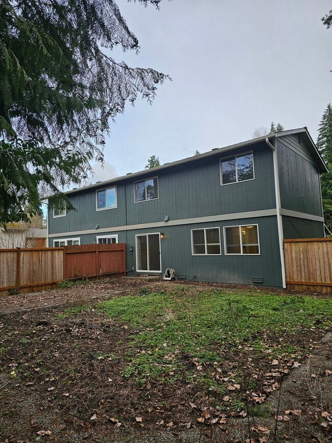 Building Photo - 12822 117th St E