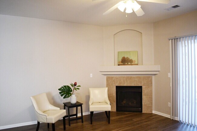 Building Photo - 8200 E 8th Ave