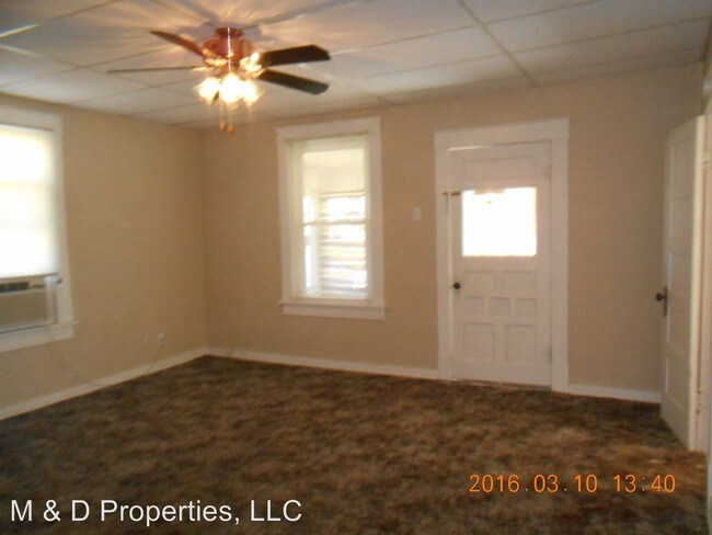 Building Photo - 411 N Clay St