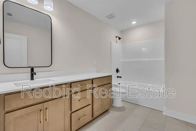 Building Photo - 911 Heatherfield Ln