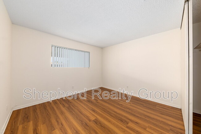 Building Photo - 2488 San Padre Ct