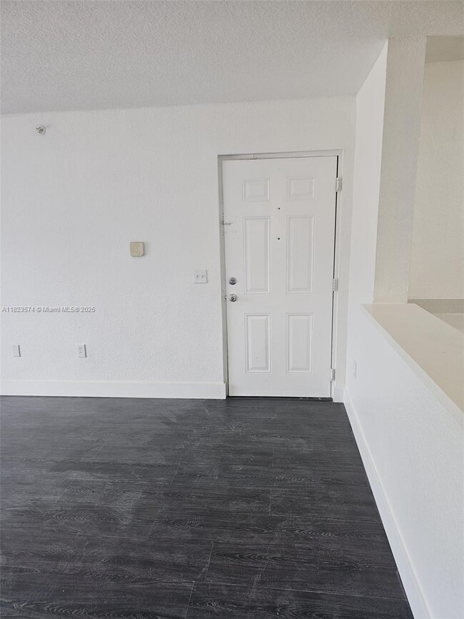 Building Photo - 15410 SW 284th St