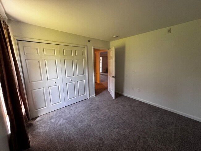 Building Photo - 14107 Pinehurst Ln