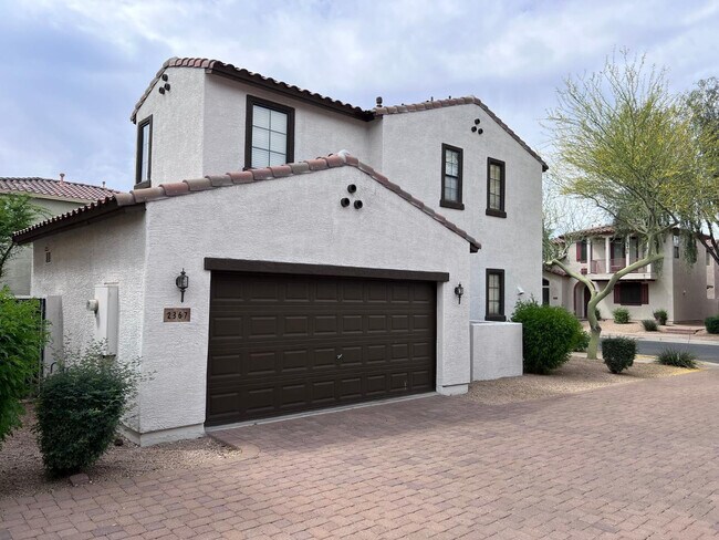 Building Photo - 2367 W Jake Haven