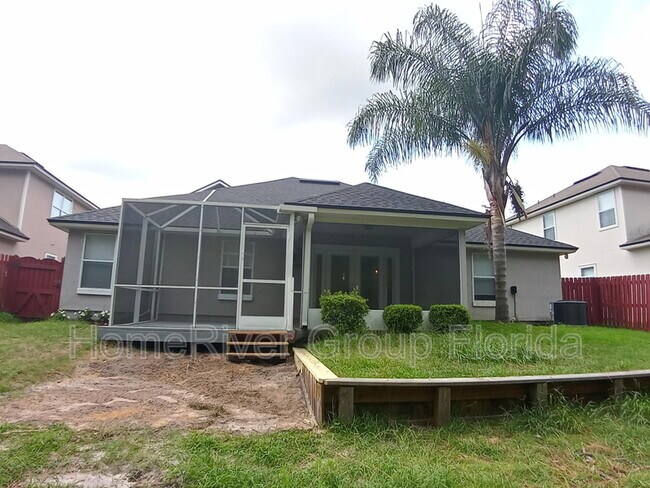 Building Photo - 2575 Creekfront Dr