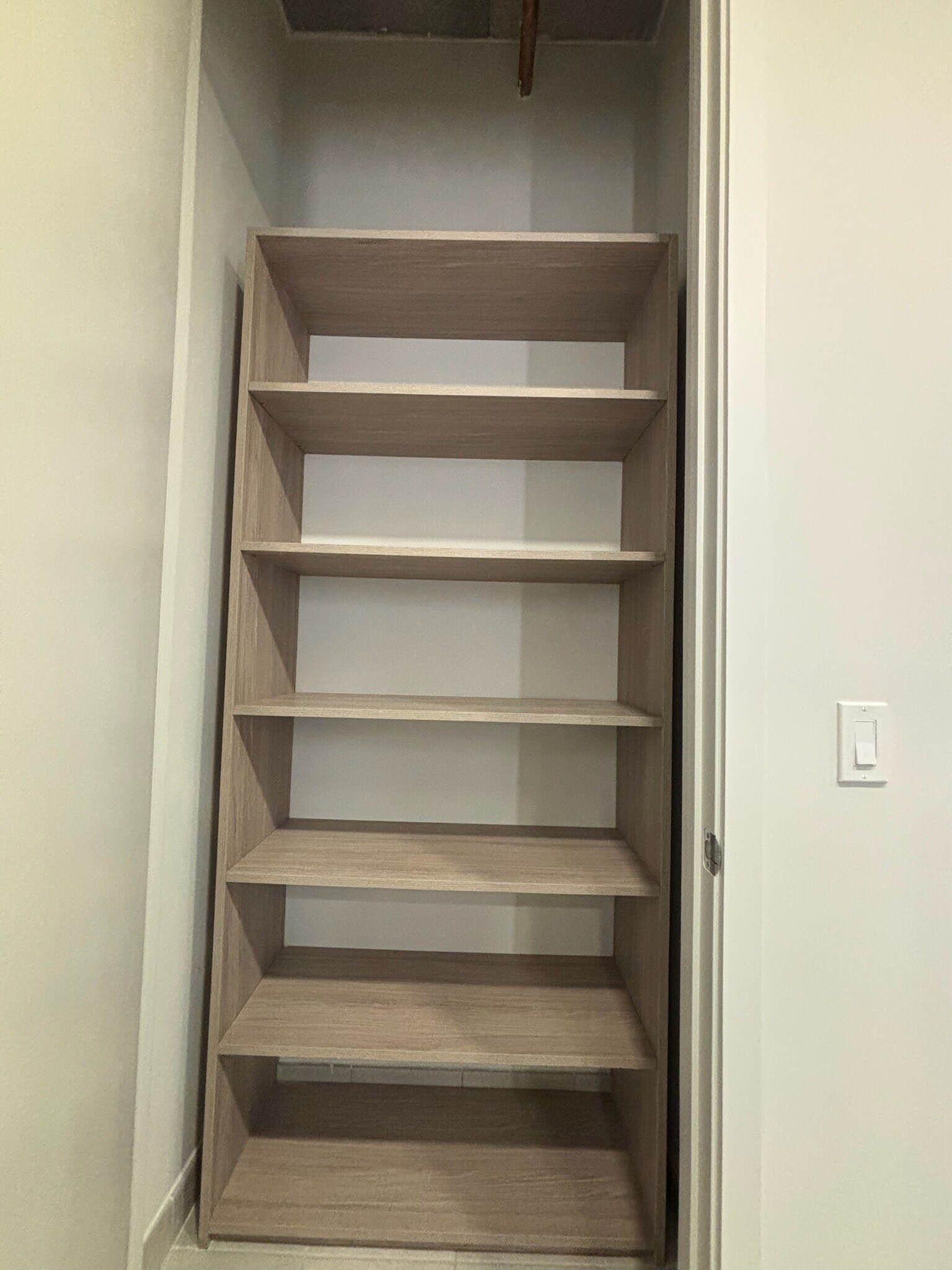 Building Photo - 162 NE 23rd St