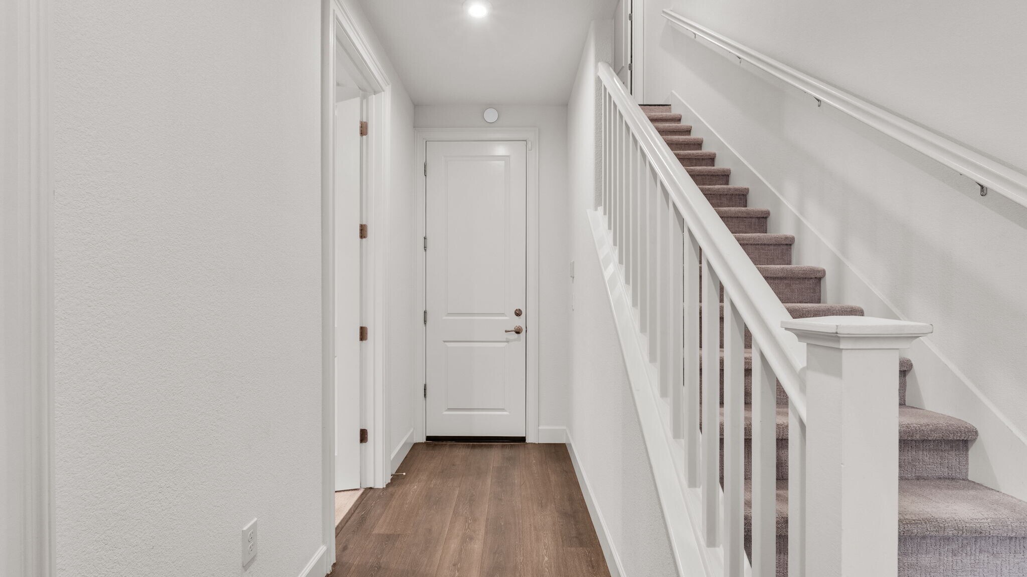 Building Photo - 1723 Pedrozzi Cmn