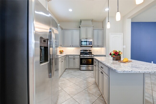 Building Photo - 12130 La Strada St