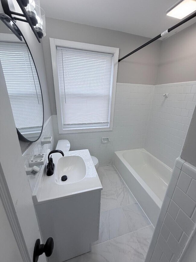 Building Photo - 5425 Whitlock Rd