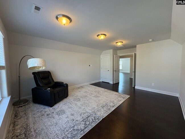 Building Photo - 178 Thacher Lp