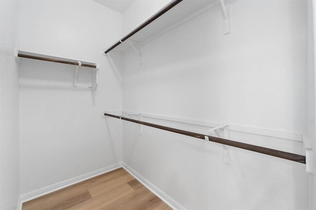 Building Photo - 15905 Windroot St