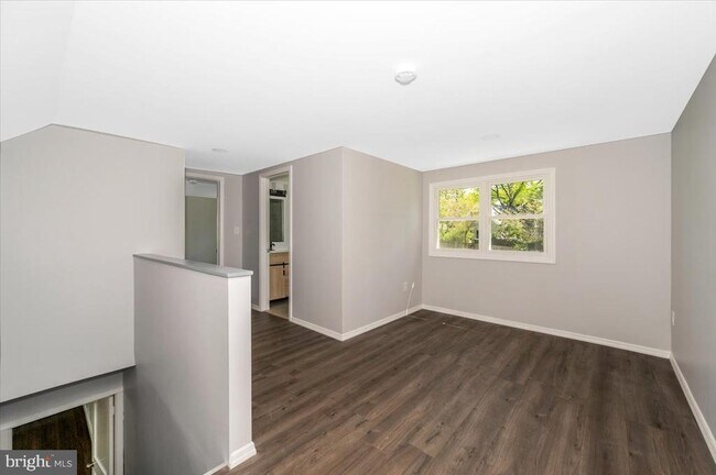 Building Photo - 13205 Okinawa Ave