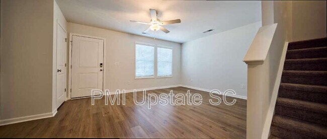 Building Photo - 650 Blossom Run
