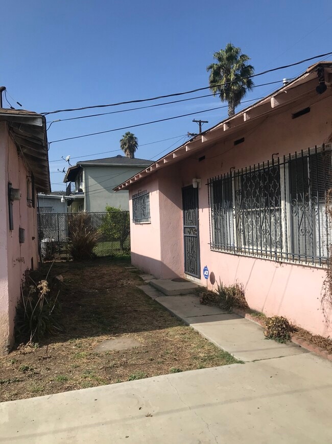Exterior Area - 1235 W 107th St
