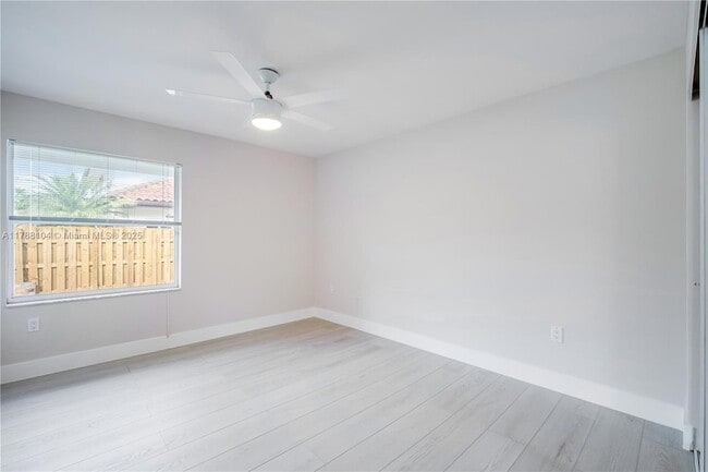 Building Photo - 9818 SW 111th Terrace