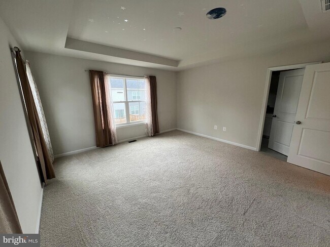 Building Photo - 4100 Bolton Ct
