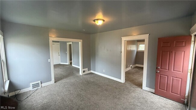 Building Photo - 1187 Addison Rd