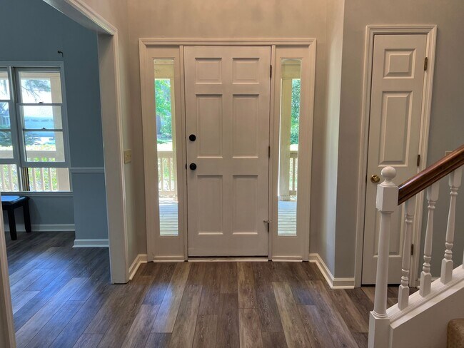 Building Photo - Lowcountry Style Home in Hilton Head Plantation- Unfurnished