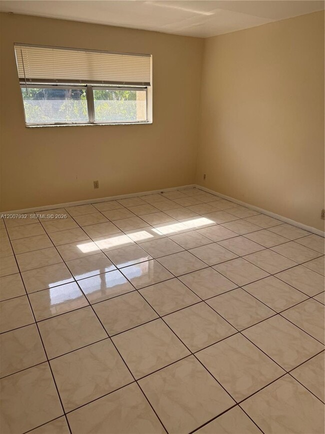 Building Photo - 5841 Blueberry Ct