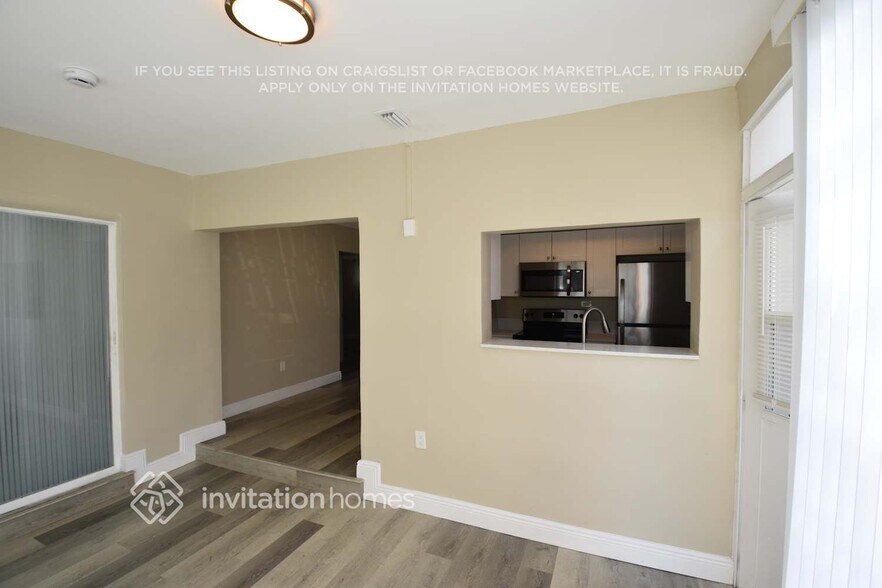 Building Photo - 2925 NW 69th Ave