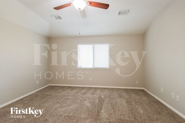 Building Photo - 16311 Ancient Forest Dr