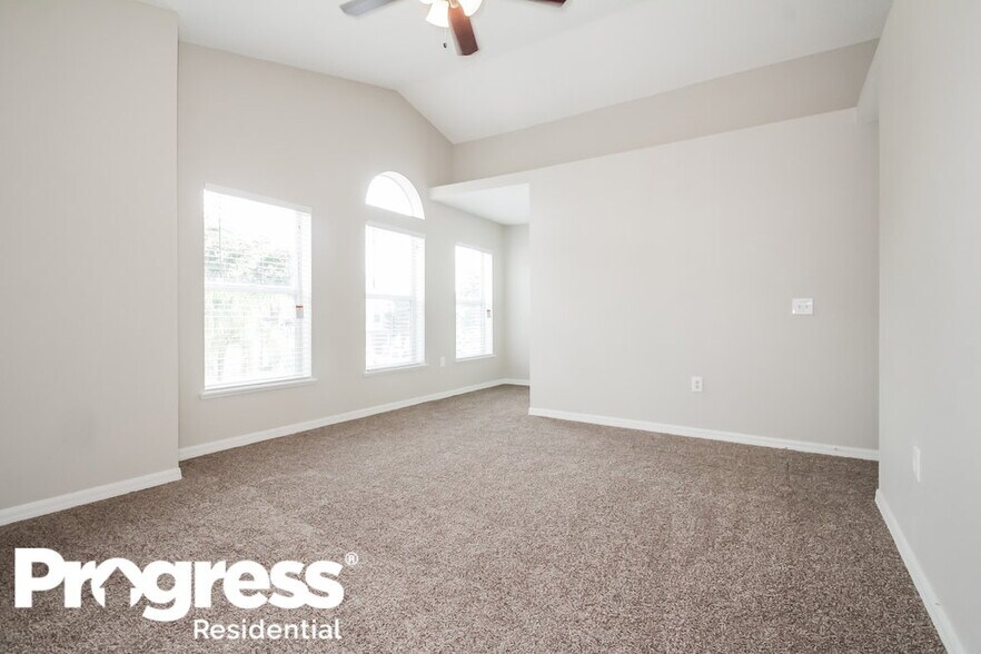 Building Photo - 11326 Ivy Flower Loop