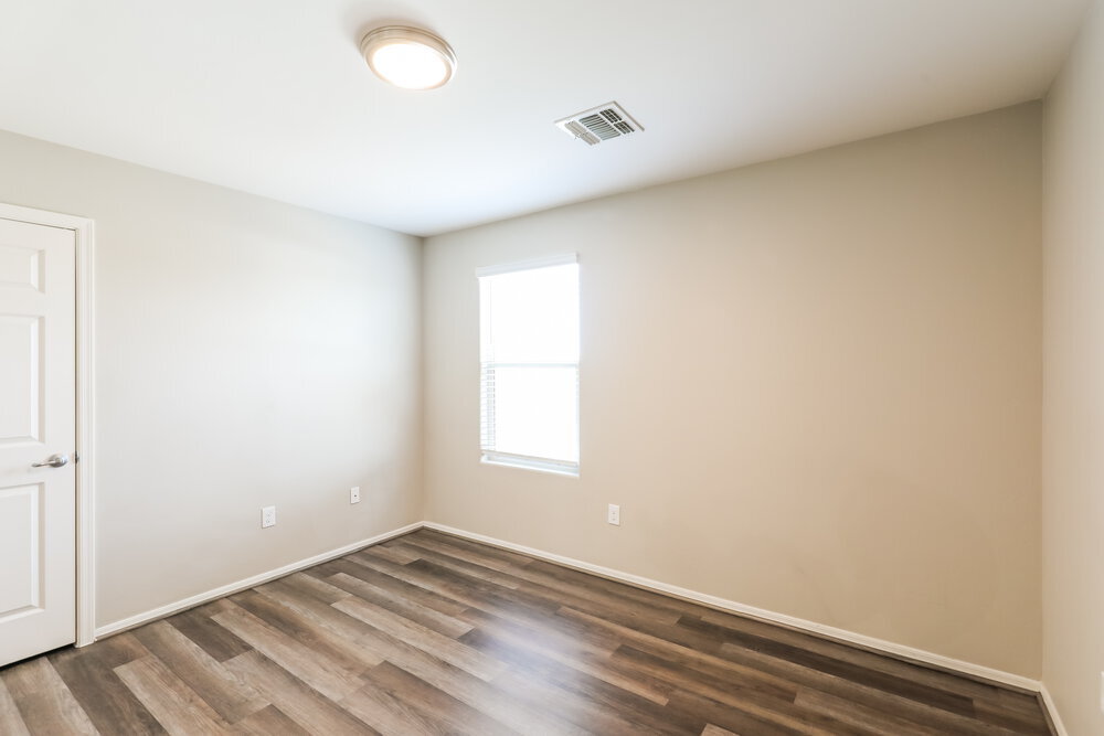 Building Photo - 6549 S Calle Diablo Dr