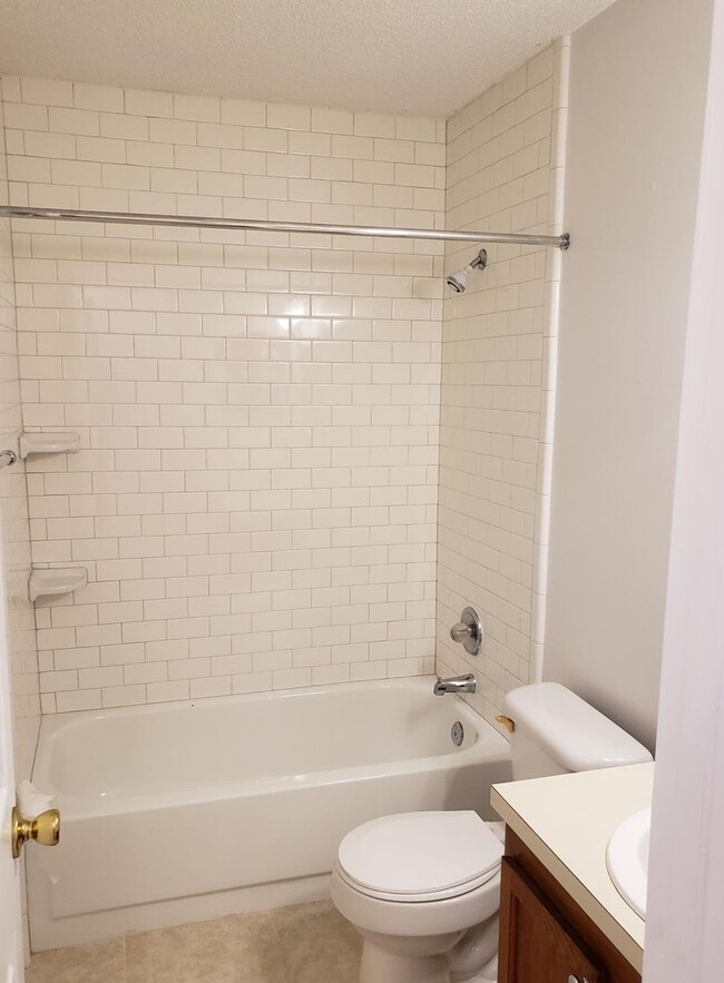 Building Photo - 2/2 Townhome in Orange Park