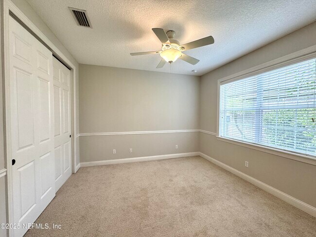 Building Photo - 642 Port Charlotte Dr