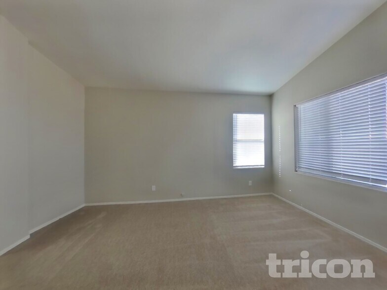 Building Photo - 2836 S 66th Ave