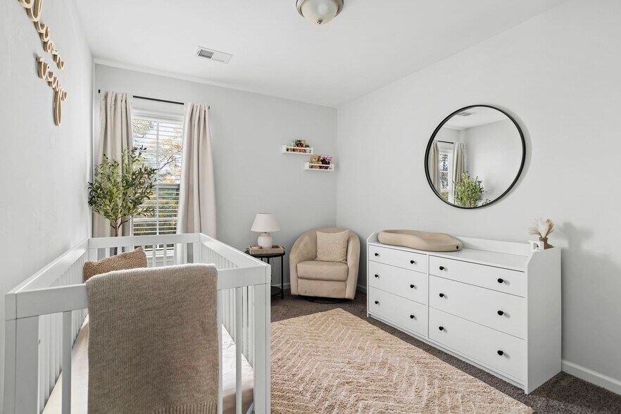 Building Photo - 193 Northwood St