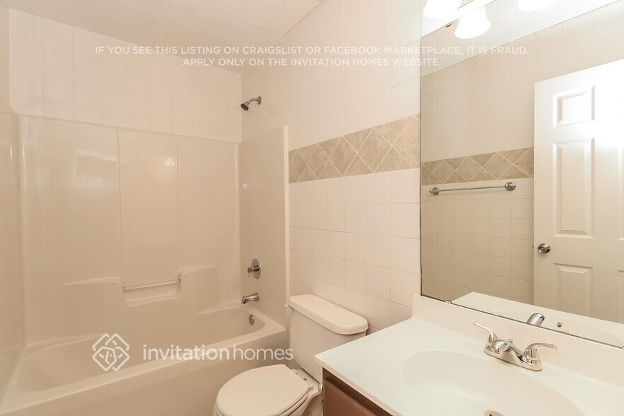 Building Photo - 1024 Salmon River Dr