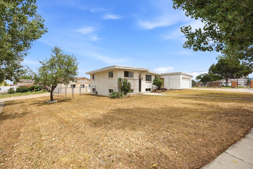 Building Photo - 8240 W 3475 S