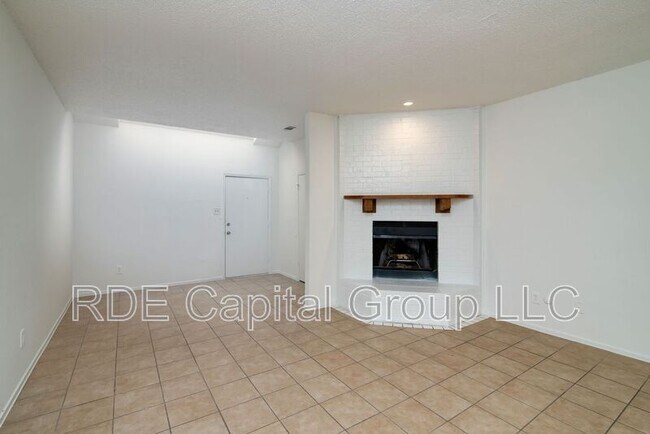 Building Photo - 5407 Chimney Rock Rd
