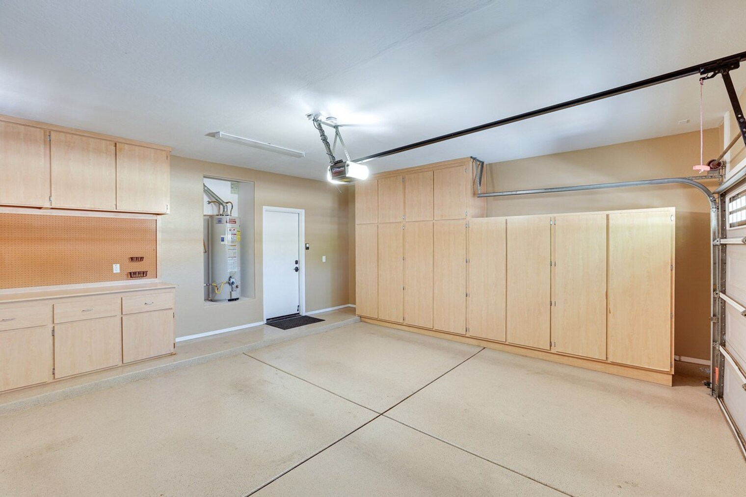 Building Photo - 14973 N 135th Dr