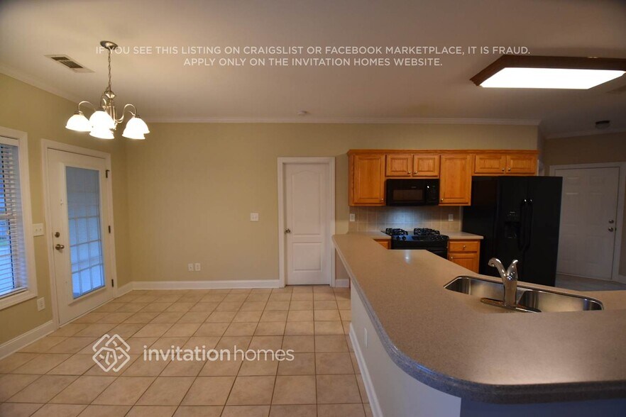 Building Photo - 3411 Lena Raechel Cir