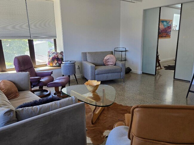 Building Photo - 790 Front St