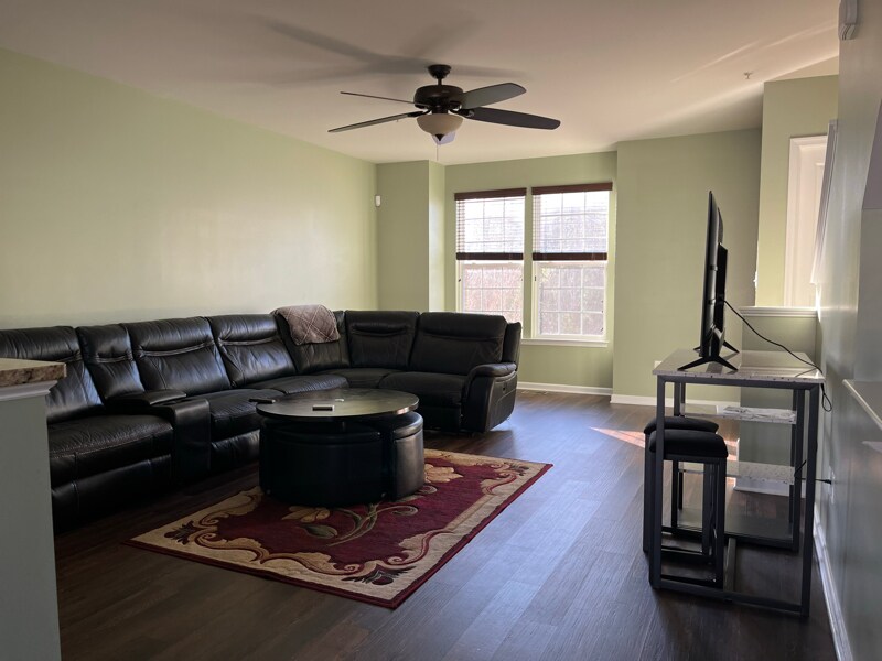 Building Photo - 23141 Foxglove Way