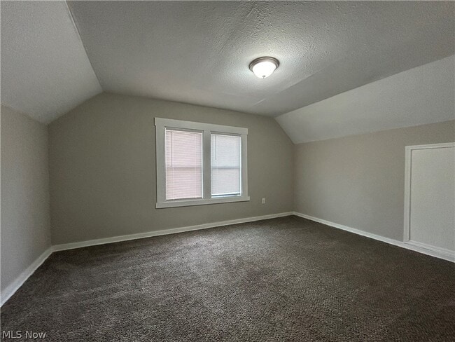 Building Photo - 11125 Forest Ave