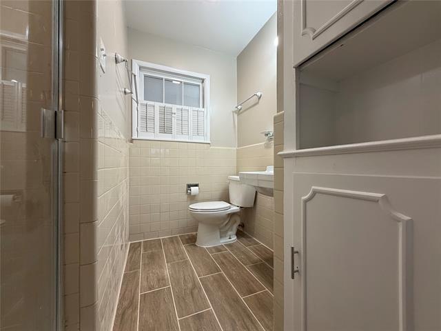 Building Photo - 4412 Granbury Rd