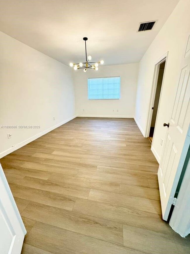 Building Photo - 2962 NW 35th Ave