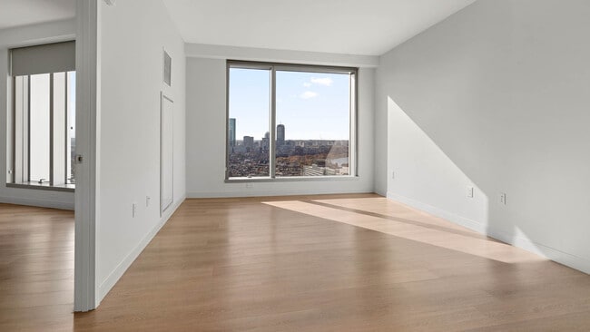 Building Photo - 35 Lomasney Wy